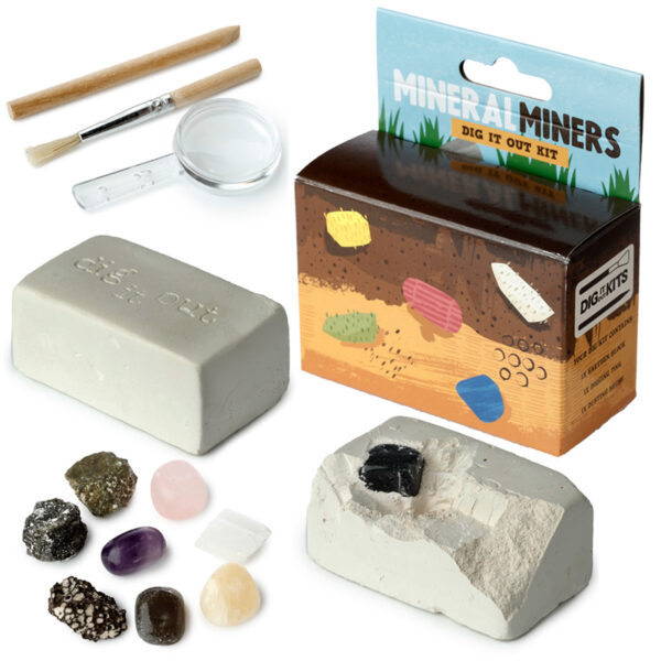 Fun Excavation Dig it Out Kit - Rocks, Minerals & Gems