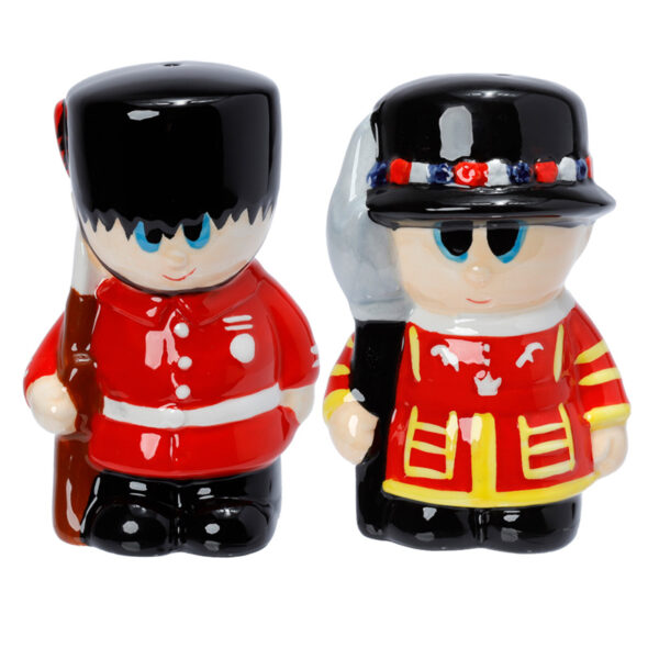 Ceramic Salt & Pepper Set - London Guardsman & Beefeater